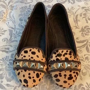 EUC Tory Burch Calf Hair Animal Print Flats with Gold Tone Hardware